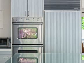 9648 Yoakum Drive, Beverly Hills CA 90210