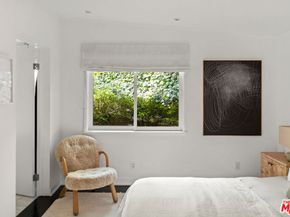 9648 Yoakum Drive, Beverly Hills CA 90210