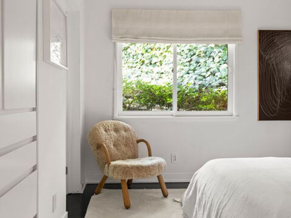 9648 Yoakum Drive, Beverly Hills CA 90210