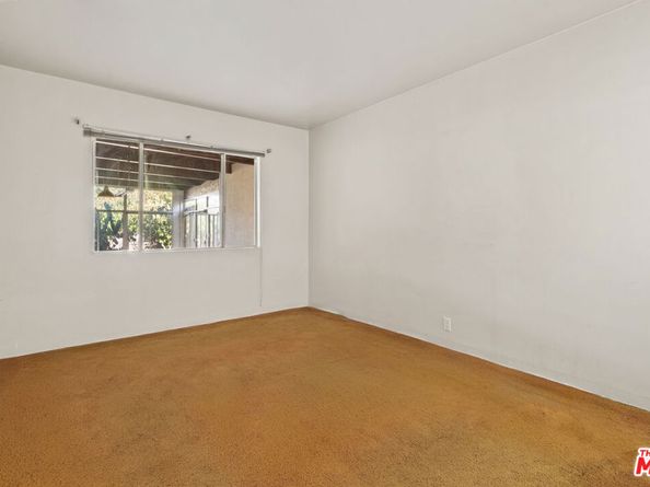 1466 N Rose Street, Burbank CA 91505