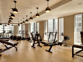 211 W Elm Court 39B, Los Angeles CA 90067