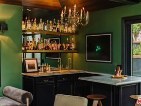 854 Kodak Drive, Los Angeles CA 90026