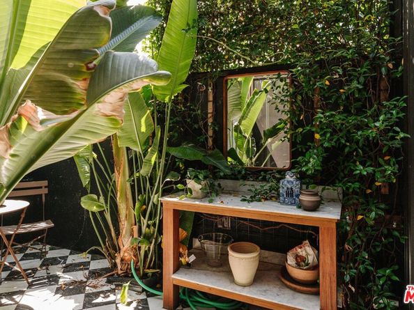 854 Kodak Drive, Los Angeles CA 90026