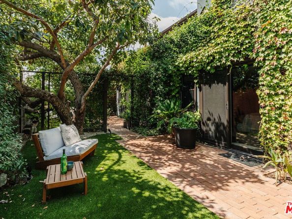 854 Kodak Drive, Los Angeles CA 90026