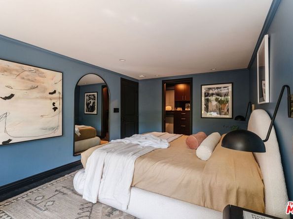 854 Kodak Drive, Los Angeles CA 90026