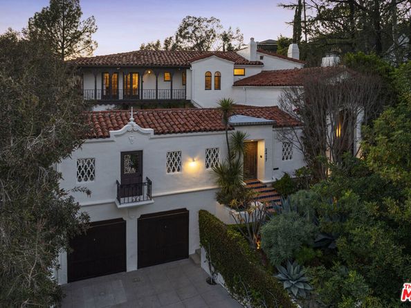 2417 NOTTINGHAM Avenue, Los Angeles CA 90027