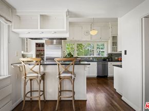 2417 NOTTINGHAM Avenue, Los Angeles CA 90027