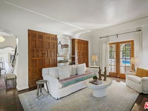 2417 NOTTINGHAM Avenue, Los Angeles CA 90027
