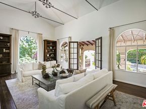2417 NOTTINGHAM Avenue, Los Angeles CA 90027