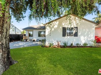 6644 Yolanda Avenue