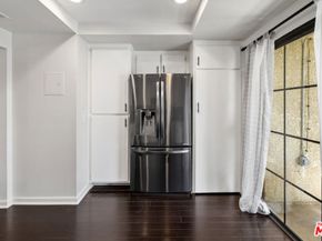 11127 La Maida Street 9, North Hollywood CA 91601