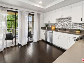 11127 La Maida Street 9, North Hollywood CA 91601