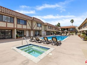 11127 La Maida Street 9, North Hollywood CA 91601