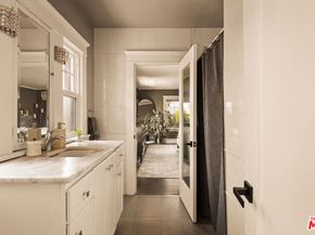 564 N Normandie Avenue, Los Angeles CA 90004
