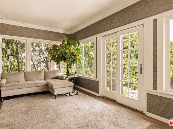 564 N Normandie Avenue, Los Angeles CA 90004