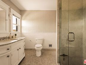 564 N Normandie Avenue, Los Angeles CA 90004