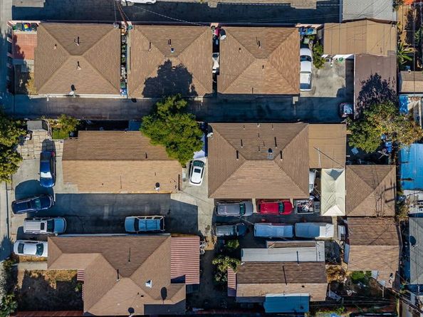 1114 S Kern Avenue, Los Angeles CA 90022