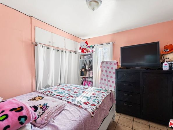 1114 S Kern Avenue, Los Angeles CA 90022