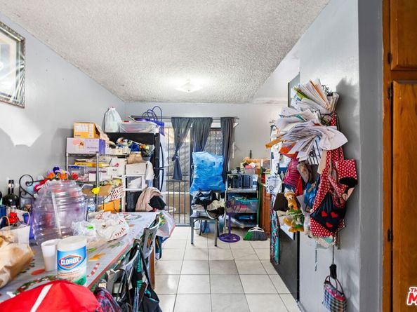 1114 S Kern Avenue, Los Angeles CA 90022