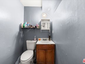 1114 S Kern Avenue, Los Angeles CA 90022