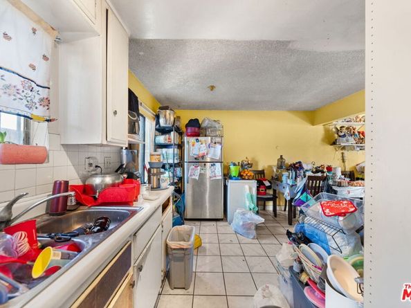 1114 S Kern Avenue, Los Angeles CA 90022