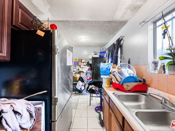 1114 S Kern Avenue, Los Angeles CA 90022