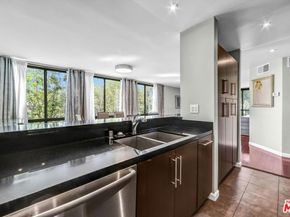 906 N Doheny Drive 309, West Hollywood CA 90069