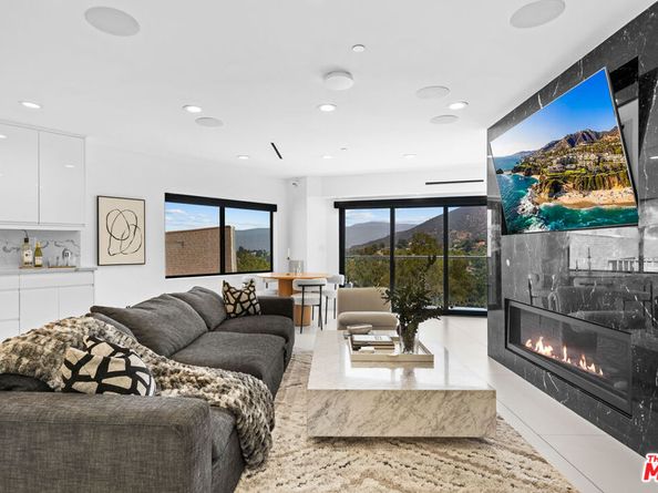 7141 Woodrow Wilson Drive, Los Angeles CA 90068
