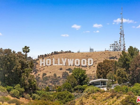 7141 Woodrow Wilson Drive, Los Angeles CA 90068