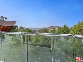 7141 Woodrow Wilson Drive, Los Angeles CA 90068
