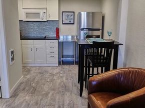 1719 E Florida Street, Long Beach CA 90802