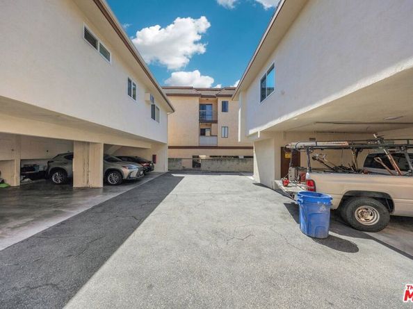 404 Porter Street, Glendale CA 91205