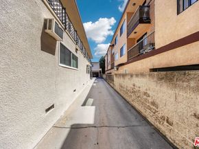 404 Porter Street, Glendale CA 91205