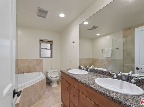 24 Voyage Street 2, Marina Del Rey CA 90292