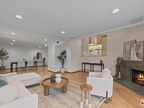 24 Voyage Street 2, Marina Del Rey CA 90292