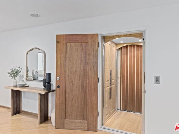 24 Voyage Street 2, Marina Del Rey CA 90292
