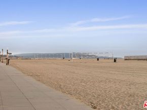 24 Voyage Street 2, Marina Del Rey CA 90292