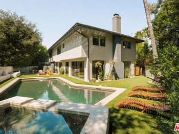 7712 Chandelle Place