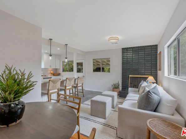 19427 Lemay Street, Reseda CA 91335