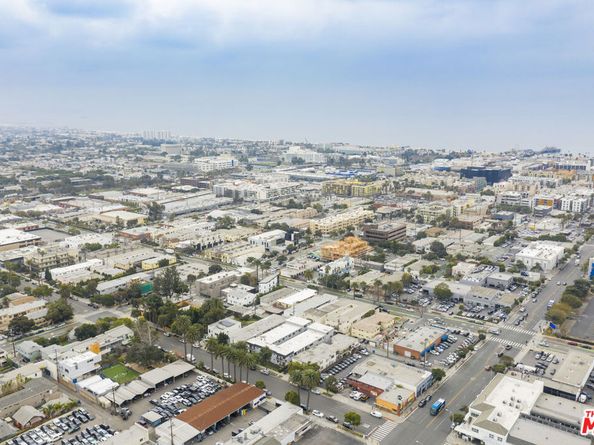 1428 12th Street, Santa Monica CA 90401