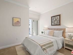 3061 W 12th Place 203, Los Angeles CA 90006