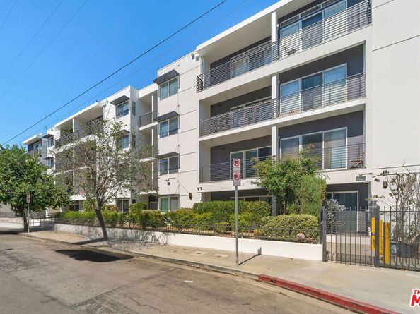3061 W 12th Place 203, Los Angeles CA 90006
