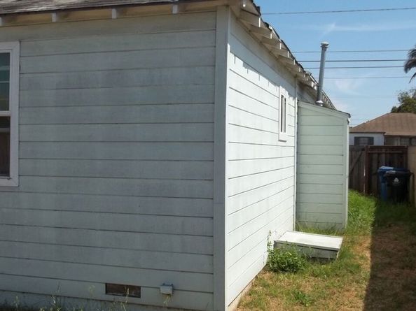 727 W 117th Street, Los Angeles CA 90044