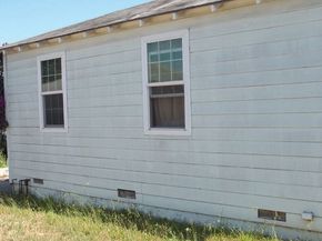 727 W 117th Street, Los Angeles CA 90044