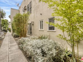 614 Hauser Boulevard, Los Angeles CA 90036