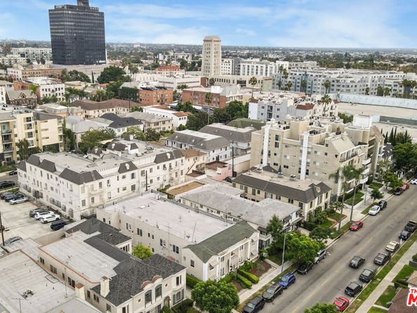 614 Hauser Boulevard, Los Angeles CA 90036