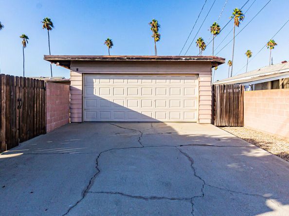 1408 251st Street, Harbor City CA 90710