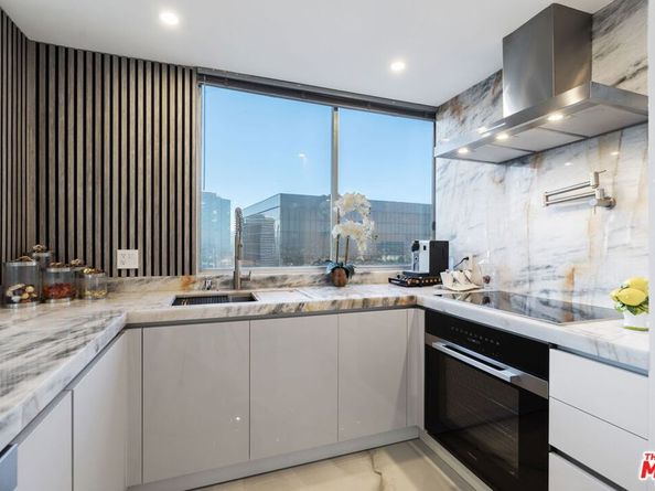 2160 Century Park East 2101, Los Angeles CA 90067