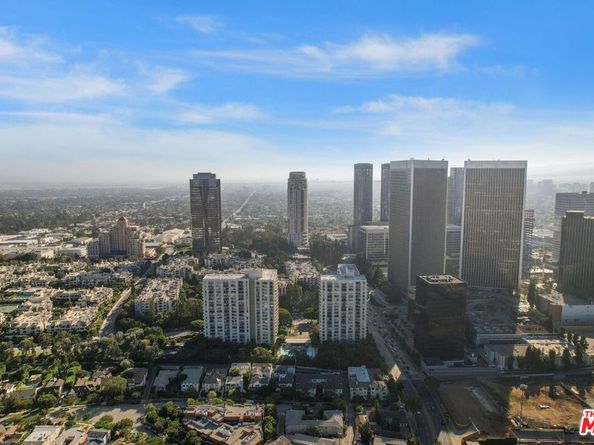 2160 Century Park East 2101, Los Angeles CA 90067