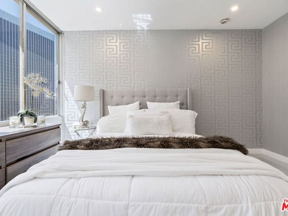 2160 Century Park East 2101, Los Angeles CA 90067